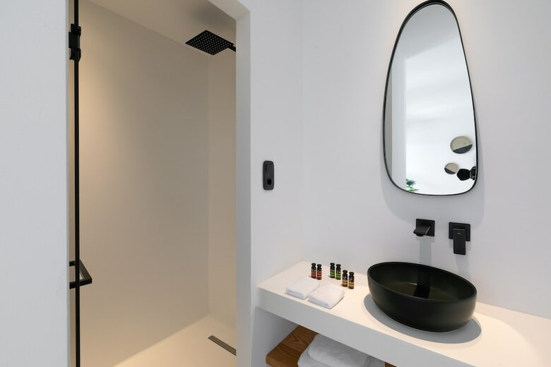 Hotel Agrari Bo Suites