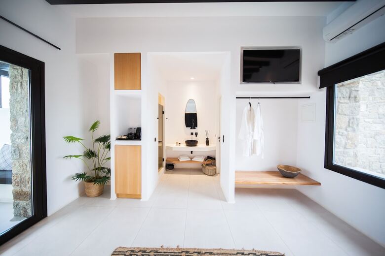Hotel Agrari Bo Suites