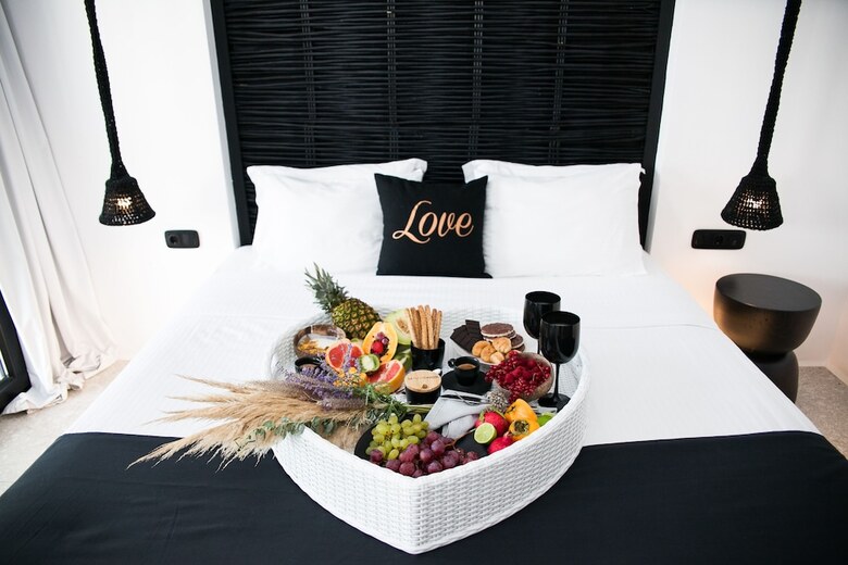 Hotel Agrari Bo Suites