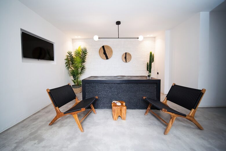 Hotel Agrari Bo Suites