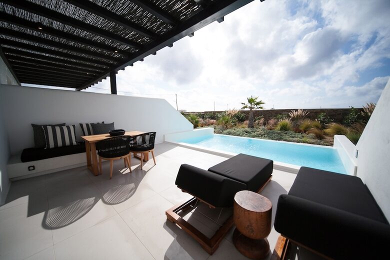 Hotel Agrari Bo Suites