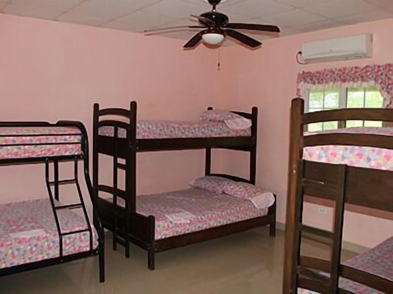 Caba�as Sherlley