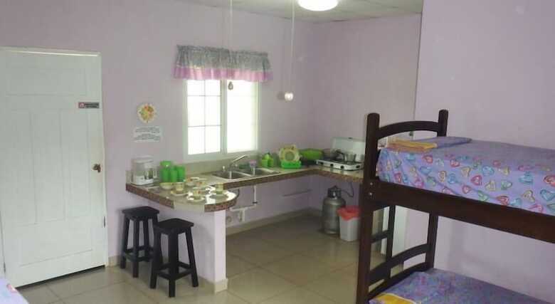 Caba�as Sherlley