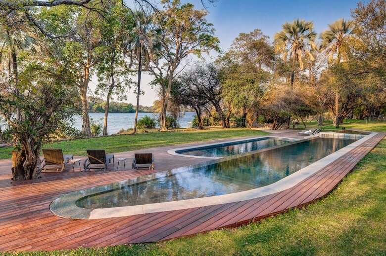 Palm River Hotel