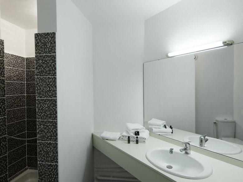 Hotel Le Chantereigne