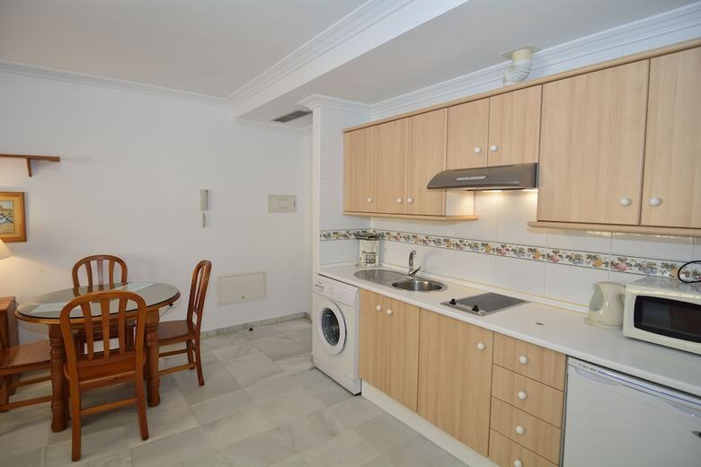 Aparthotel HC Burriana Playa - Apartamentos Tur�sticos