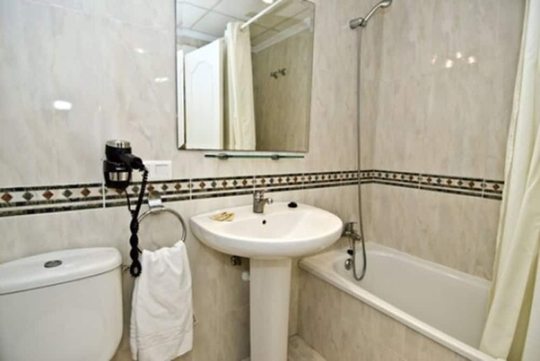 Aparthotel HC Burriana Playa - Apartamentos Tur�sticos