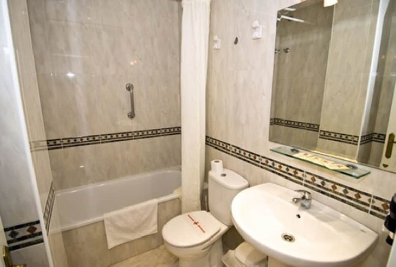 Aparthotel HC Burriana Playa - Apartamentos Tur�sticos
