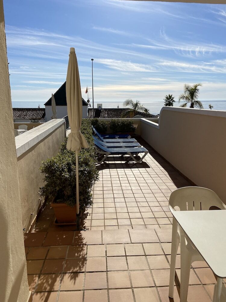 Aparthotel HC Burriana Playa - Apartamentos Tur�sticos