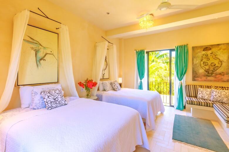 Bed & Breakfast Villa Encantada By Coco B Isla