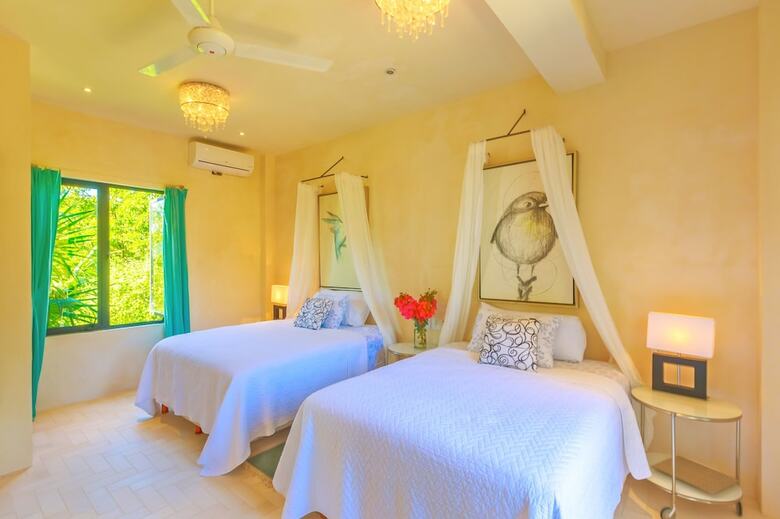 Bed & Breakfast Villa Encantada By Coco B Isla