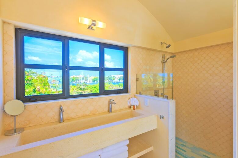 Bed & Breakfast Villa Encantada By Coco B Isla