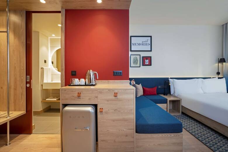 Hotel Hampton By Hilton Tashkent