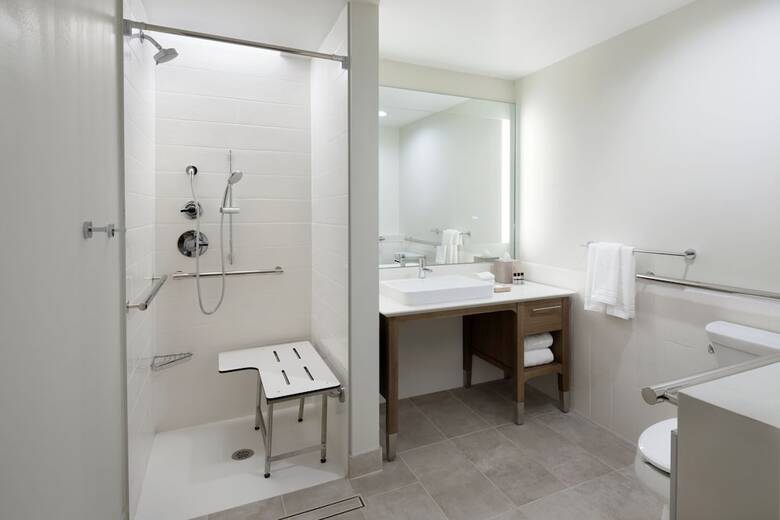 Hotel Element Austin At The Domain