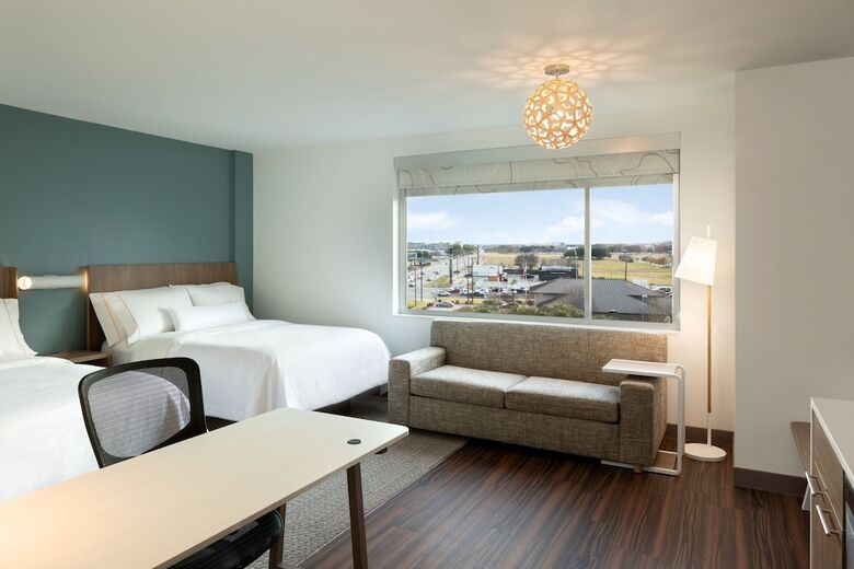 Hotel Element Austin At The Domain