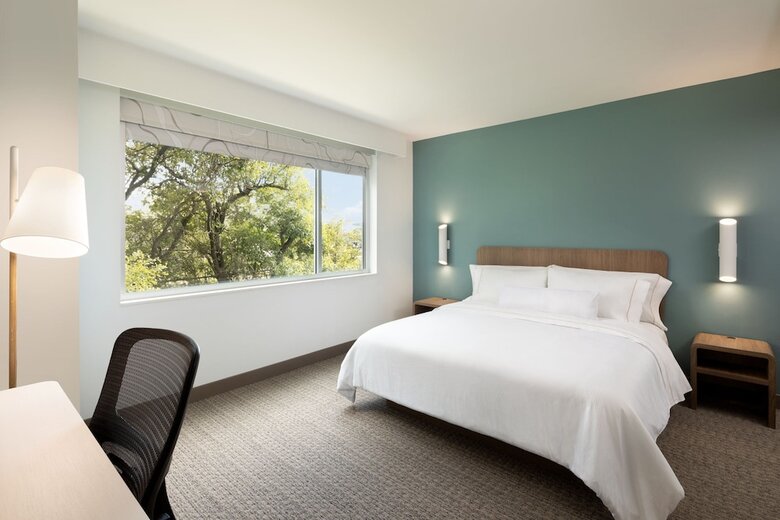 Hotel Element Austin At The Domain