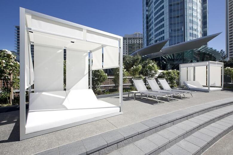 Hotel Surfers Paradise Ocean View