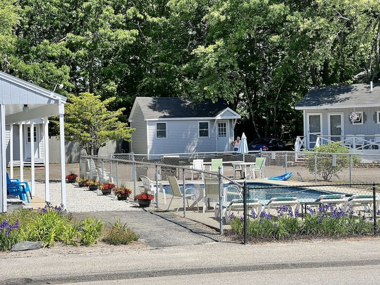 Marvin Gardens Motel
