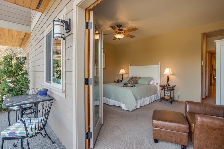 Bed & Breakfast Cascade Valley Inn