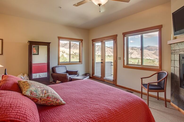 Bed & Breakfast Cascade Valley Inn