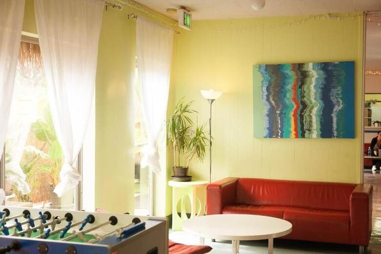 Vibe Hotel West Hollywood