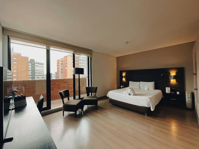 Hotel Mercure Bh Zona Financiera