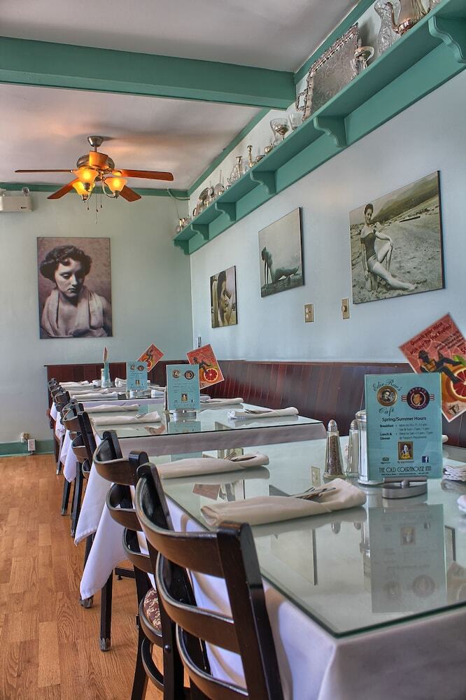 Hotel The Old Courthouse Inn
