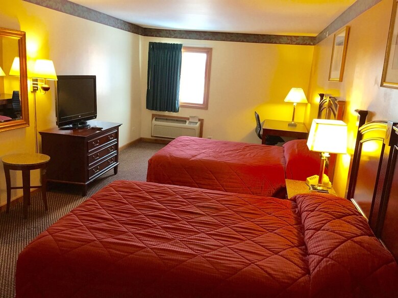 Hotel Executive Inn And Suites