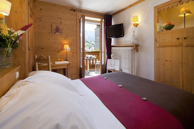 Hotel H�tel La Croix Saint Maurice
