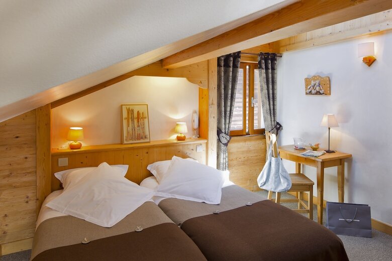 Hotel H�tel La Croix Saint Maurice