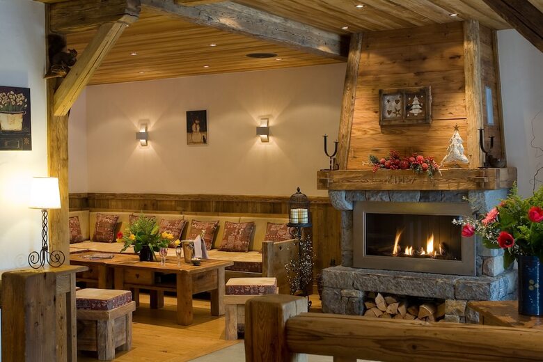 Hotel H�tel La Croix Saint Maurice