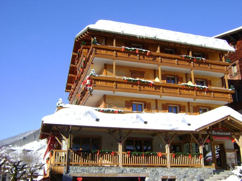 Hotel H�tel La Croix Saint Maurice