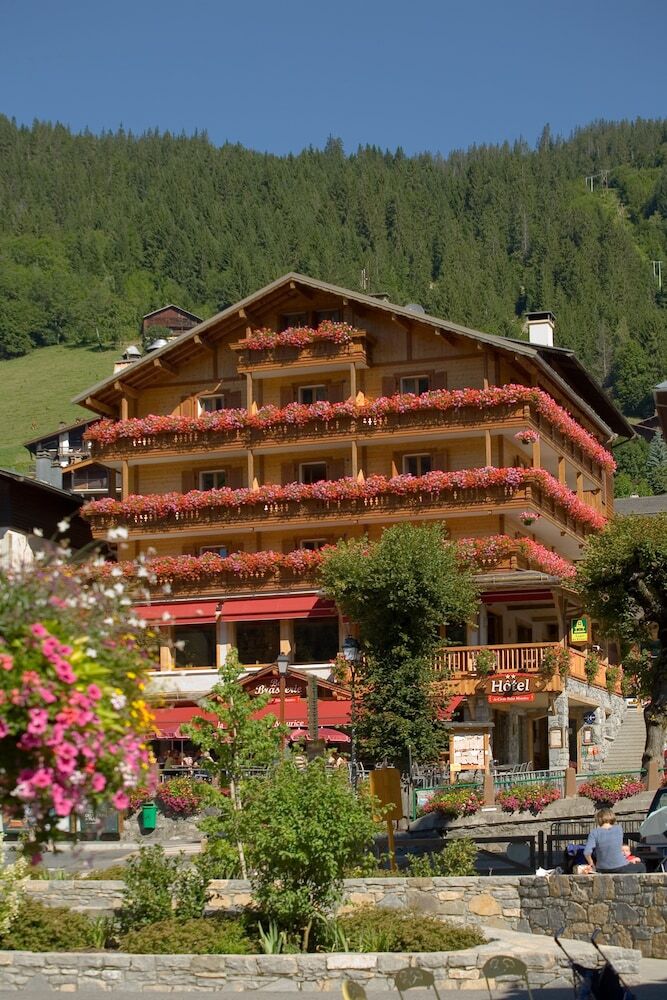 Hotel H�tel La Croix Saint Maurice