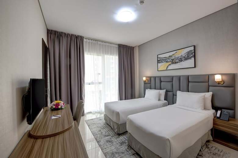 Hotel Regency Luxury Suites