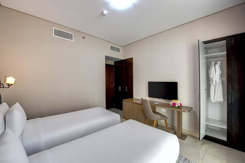 Hotel Regency Luxury Suites