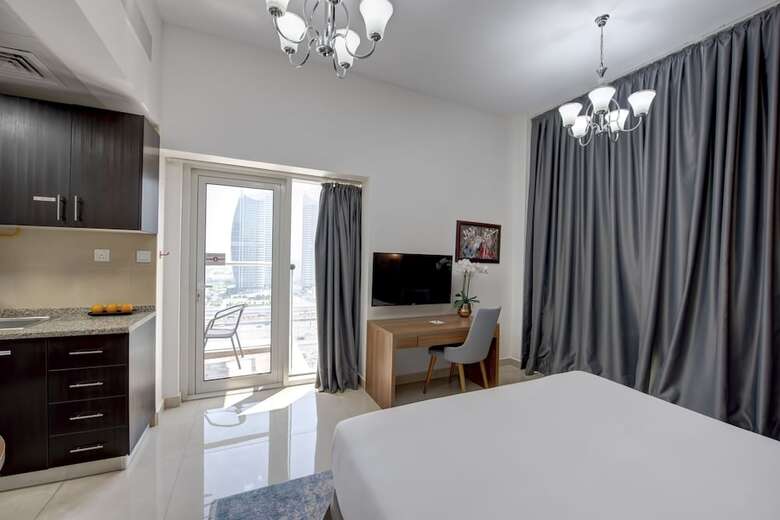 Hotel Regency Luxury Suites