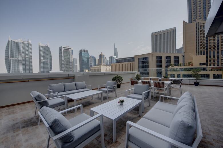 Hotel Regency Luxury Suites