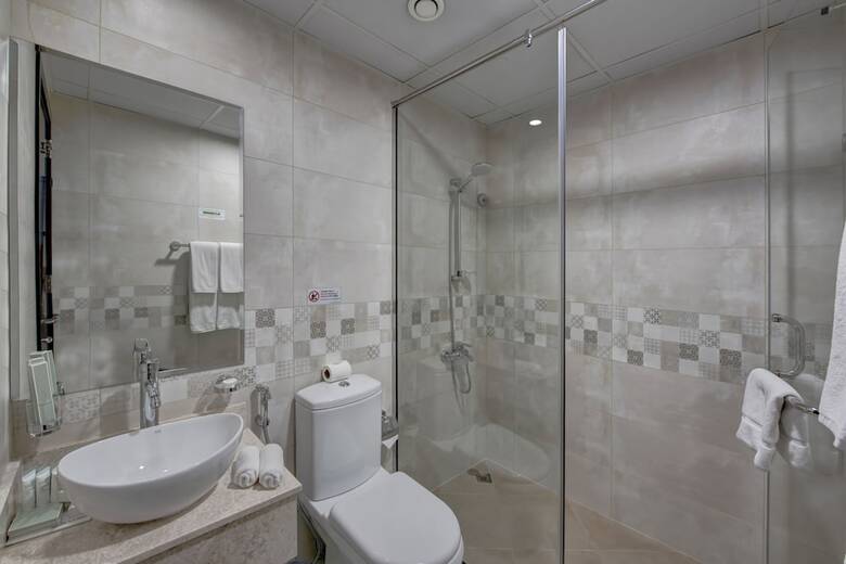 Hotel Regency Luxury Suites