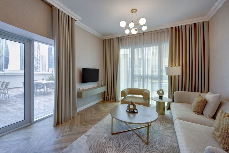 Hotel Regency Luxury Suites