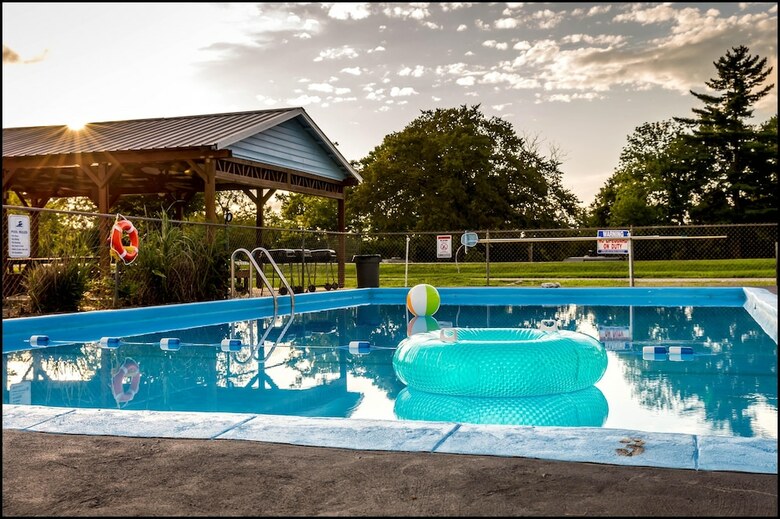 Hotel Marina Inn & Event Center