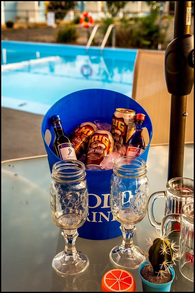 Hotel Marina Inn & Event Center