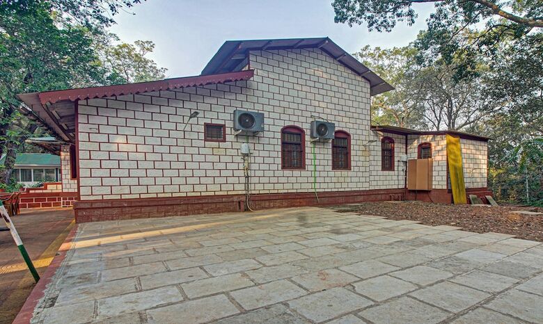 Hotel Treebo Shalimar In The Forest