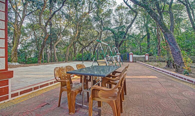 Hotel Treebo Shalimar In The Forest