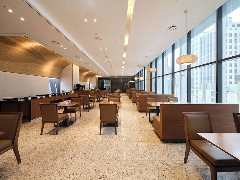 Stanford Hotel Myeongdong