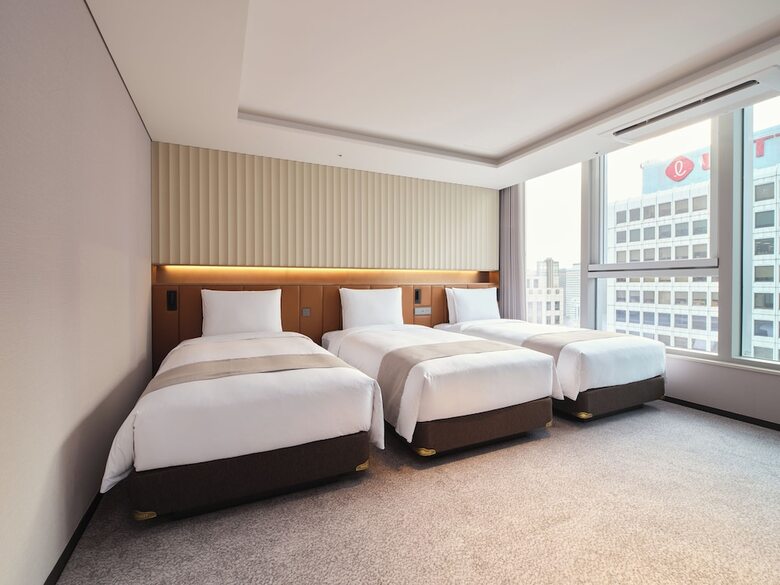 Stanford Hotel Myeongdong