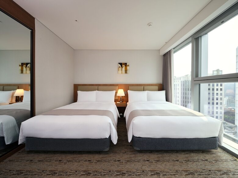 Stanford Hotel Myeongdong