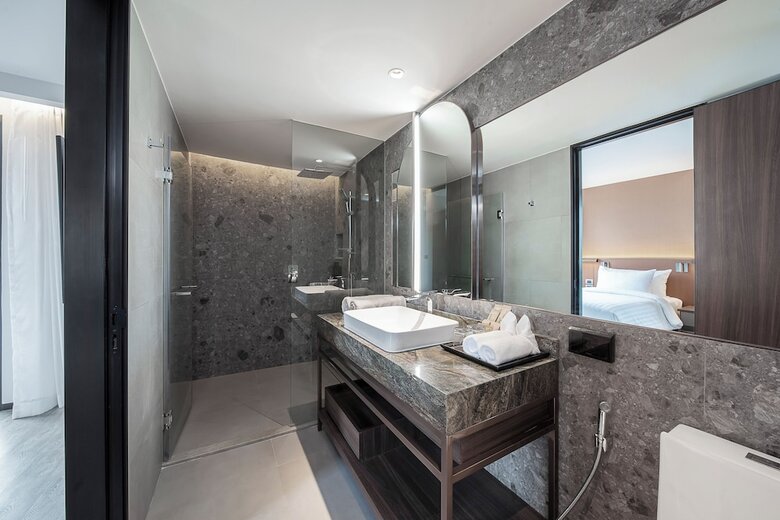 Gardina Asoke Hotel & Residence