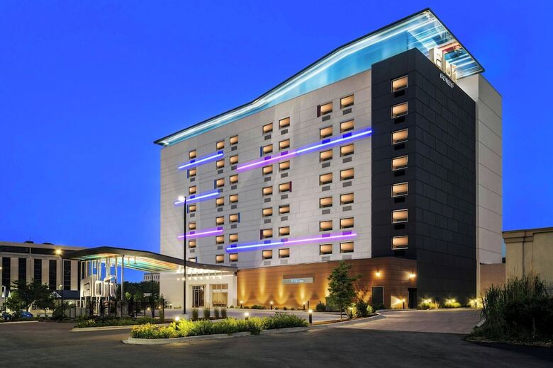 Hotel Aloft Chicago Schaumburg