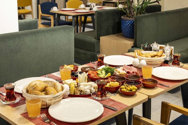 Hotel Ibis Istanbul Sisli