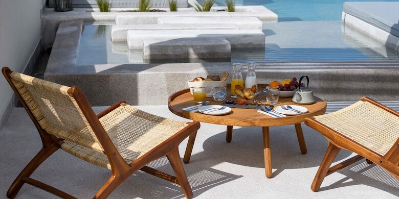 Potnia Theron Suites